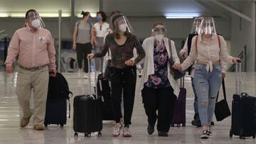 Más de 200 vuelos cancelados en AICM tras brote de contagios en pilotos