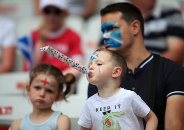 Las mejores imágenes de los aficionados desplazados a la Copa Mundial Femenina de Fútbol celebrada en Francia para animar a sus respectivas selecciones.