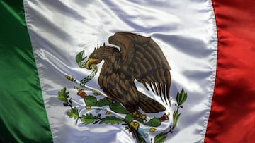 Bandera de México: ¿por qué es de color verde, blanco y rojo y qué significa el Águila Real?