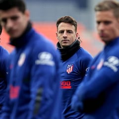 Santiago Arias se lesiona y es duda para el derbi de Madrid
