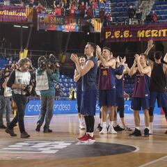 El Barcelona, líder en solitario
30 meses más tarde