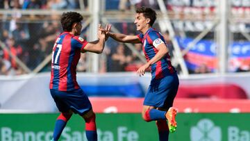 Gattoni celebra un gol con San Lorenzo.