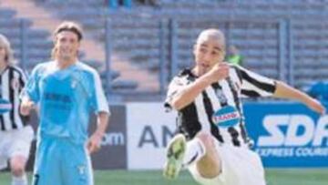 <b>IN EXTREMIS. </b>Trezeguet marcó así el gol del empate (fue una gran jugada de la Juventus) en el 89&#39;.