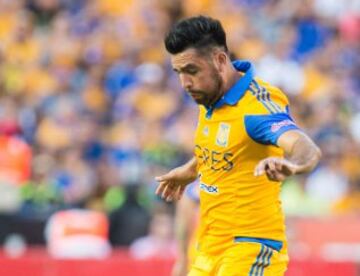 José Rivas | El Palmera, elemento de Tigres, obtuvo su gafete de timonel en 2015. “Gracias a Dios un logro más y bien terminado el curso de entrenador”, dijo.