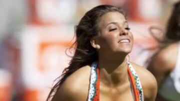 <b>Leyendas urbanas</b> Hay una maliciosa leyenda urbana que dice que mirar diez minutos al día los pechos de una mujer alarga la vida. Es falso. Tan falso como que los enfermos de un hospital mejoraran con esta terapia (sólo sonreían). El rumor ha llegado a la NFL y también conviene desmentirlo. Los aficionados de los Miami Dolphins no viven más; sólo sonríen.