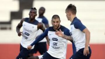 Benzema, entrenándose.