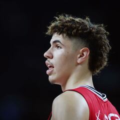 LaMelo: la saga Ball une su camino al de Michael Jordan