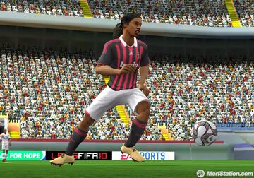 Captura de pantalla - fifa10_wii_ronaldinhogameplay_01.jpg