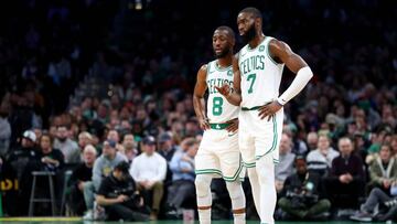 BOSTON, MASSACHUSETTS - DECEMBER 04: Kemba Walker #8 of the Boston Celtics talks with Jaylen Brown #7 during the second half of the game between the Boston Celtics and the Miami Heat at TD Garden on December 04, 2019 in Boston, Massachusetts. The Celtics defeat the Heat 112-93. Maddie Meyer/Getty Images/AFP
== FOR NEWSPAPERS, INTERNET, TELCOS & TELEVISION USE ONLY ==