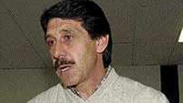 <B>PREVISOR.</b> El técnico pucelano avisa sobre posibles decuidos definitivos al final de la temporada.