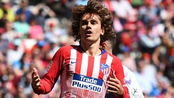 Griezmann handed historic No.8 shirt on Atlético return