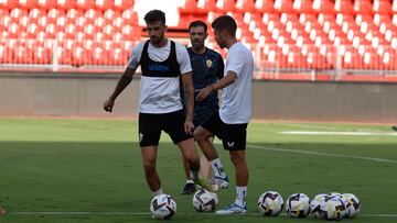 Centelles, en un entrenamiento del Almer¨ªa.