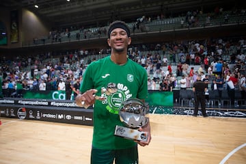 Kameron Taylor MVP de la Supercopa.