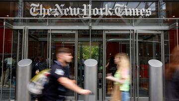 Juez desestima demanda de Trump al NYT.