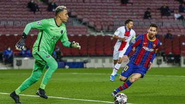 El portero costarricense estaba teniendo un partido muy sencillo hasta que, en una jugada con Griezmann, el tico se confi&oacute; de m&aacute;s y casi le cuesta un gol.