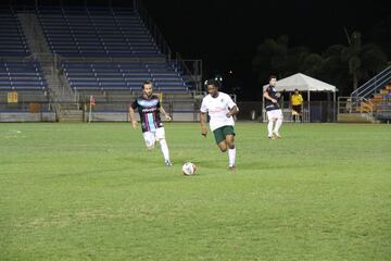 New York Cosmos con el balón