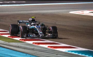 El piloto de mercedes terminó en quinta posición la última carrera del año.