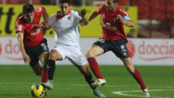 Jes&uacute;s Navas controla el bal&oacute;n en el partido del d&iacute;a 5 de enero contra Osasuna. 