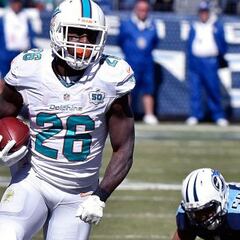 A los Miami Dolphins se les escapan todos los corredores