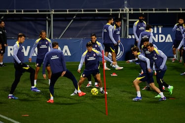 Dos rojiblancos, ¿un solo billete al Mundial?