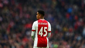 Kluivert tells son Justin to snub Manchester United for Barcelona