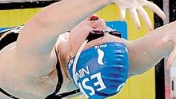 ATRAPAR LA PLATA. La clase y las manos de Nina Zhivanevskaia ponen rumbo a la plata en la fi nal de 50.