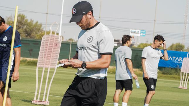 Ibai Gómez saca su lista de bajas