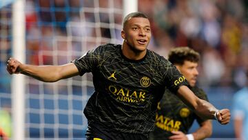 Soccer Football - Ligue 1 - Troyes v Paris St. Germain - Stade de l'Aube, Troyes, France - May 7, 2023 Paris St Germain's Kylian Mbappe celebrates scoring their first goal REUTERS/Johanna Geron