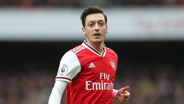 Ozil completes move to Fenerbahce after Arsenal exit