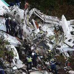 "Tenemos fallo eléctrico total, ayúdenos a encontrar pista"