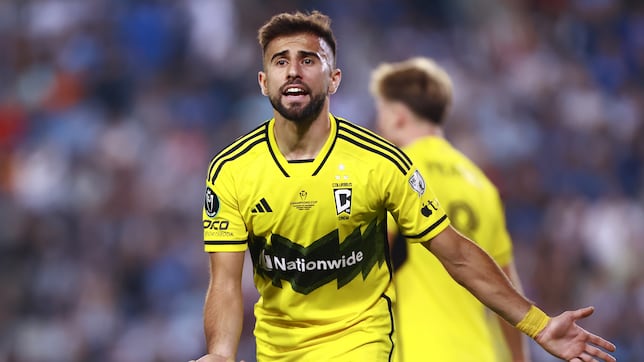 How did Columbus Crew get food poisoning ahead of CONCACAF Champions Cup final?