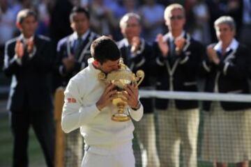 Djokovic gana su segundo Wimbledon.