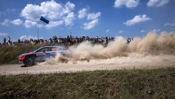 Dani Sordo pilotando su Hyundai