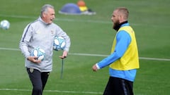 Intensa charla de Alfaro tras la caída de Boca