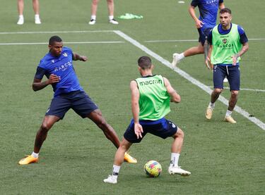 El Levante recibe un chute de energía de los suyos