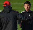 Thiago Silva: "Ahora es difícil quitarle el puesto a Miranda"