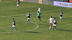 Correa le “pegó” a Gary Medel en el clásico y así reaccionó el “Pitbull”