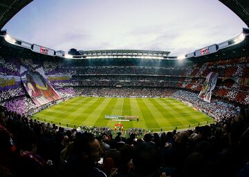 La final fue la 109.ª edición del torneo. Se disputó un viernes 17 de mayo de 2013 en el Estadio Santiago Bernabéu. El feudo blanco se vestía de gala como en las grandes ocasiones. 