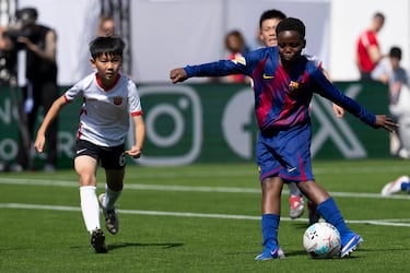 Un pequeño Mbappé se pule en La Masía con Destiny