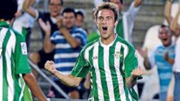 <b>SEGUNDO ASALTO. </b>El Betis ganó el sábado en Liga y marcó Caffa.