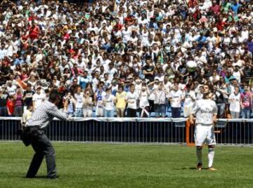 Muchos seguidores en la presentación de Isco.
