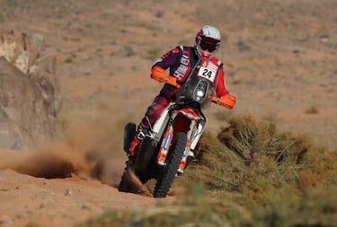Toni Mulec de Bas World KTM en acción durante la etapa 9.