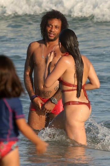 Marcelo relaxes with his family at the beach in Rio de Janeiro.