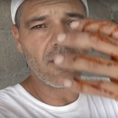 El presentador Frank Cuesta es atacado por una pitón