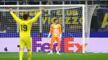 Soccer Football - UEFA Champions League - Play Off - Second Leg - Inter Milan v Bodo/Glimt - San Siro, Milan, Italy - February 24, 2026 Bodo/Glimt's Sondre Brunstad Fet celebrates after Jens Petter Hauge scores their first goal as Inter Milan's Yann Sommer looks dejected REUTERS/Claudia Greco
