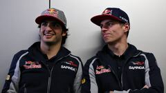 Carlos Sainz junto a Max Verstappen.
