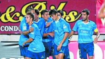 <b>PUNTERÍA. </b>El gol de Iago Bouzón le sirvió al Recreativo para lograr el triunfo ante el Murcia.