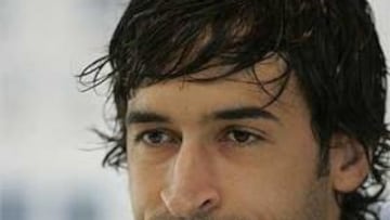 <b>EL GRAN CAPITÁN BLANCO.</b> Raúl quiere jugar siempre sea donde sea.