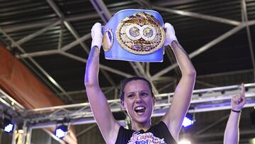 Joana Pastrana, con su cinturon.