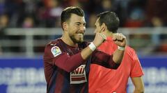 Fulham consider paying Sergi Enrich's release clause